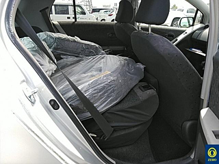 TOYOTA VITZ 2008