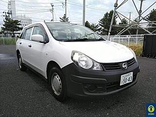 NISSAN AD 2015