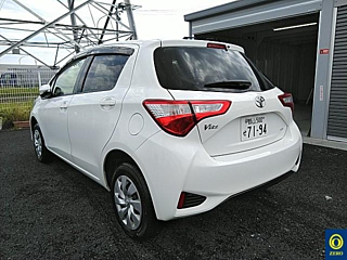 TOYOTA VITZ 2018