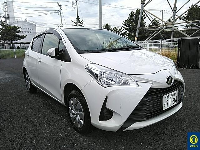 TOYOTA VITZ 2018