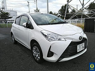 TOYOTA VITZ 2018