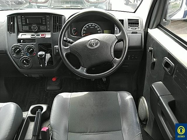 TOYOTA TOWN ACE VAN 2015