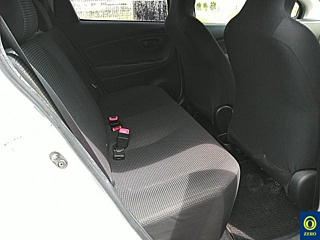 TOYOTA VITZ 2014