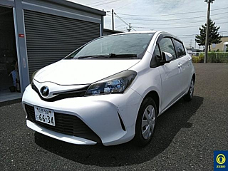 TOYOTA VITZ 2014