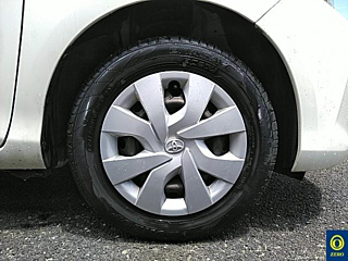 TOYOTA VITZ 2014