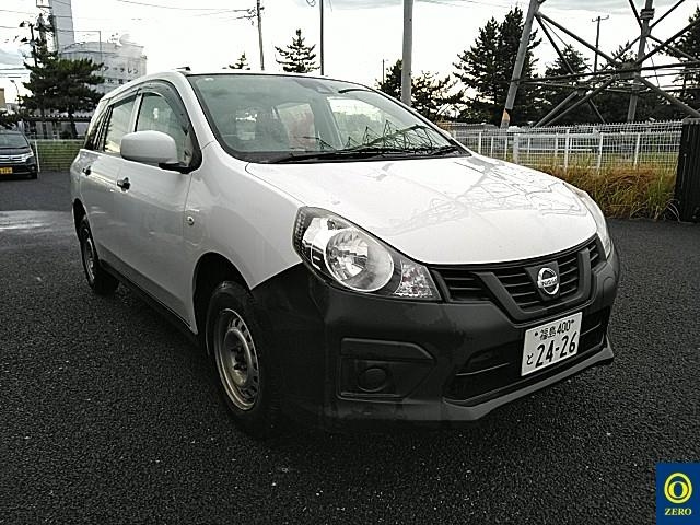 NISSAN AD 2017