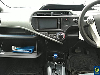 TOYOTA AQUA 2014
