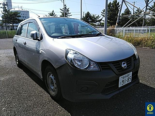 NISSAN AD 2017