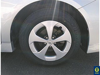 TOYOTA PRIUS 2012