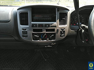 NISSAN CARAVAN VAN 2009