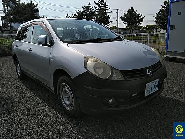 NISSAN AD 2011