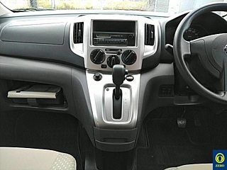 NISSAN NV200 2012