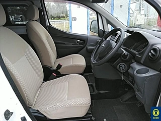 NISSAN NV200 2012