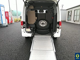 NISSAN NV200 2012