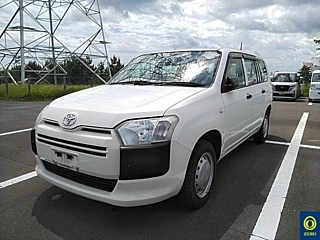 TOYOTA SUCCEED 2017