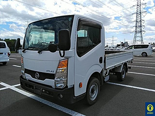 NISSAN ATLAS 2010