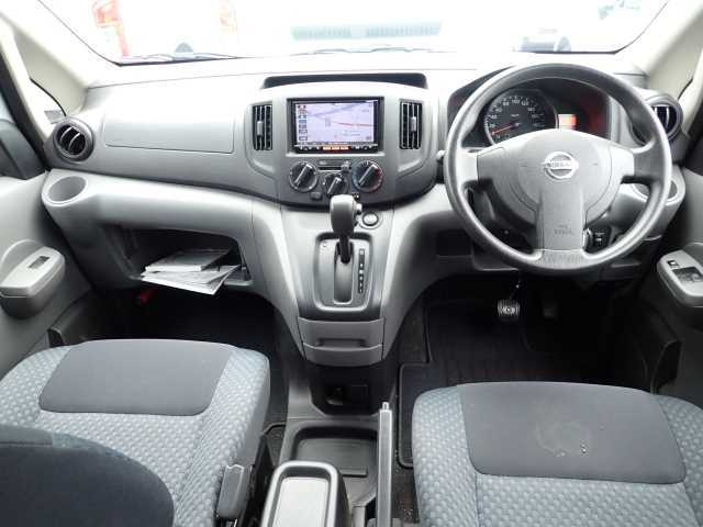 NISSAN NV200 2018