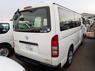 TOYOTA HIACE VAN 2016