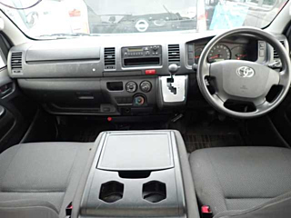TOYOTA HIACE VAN 2016
