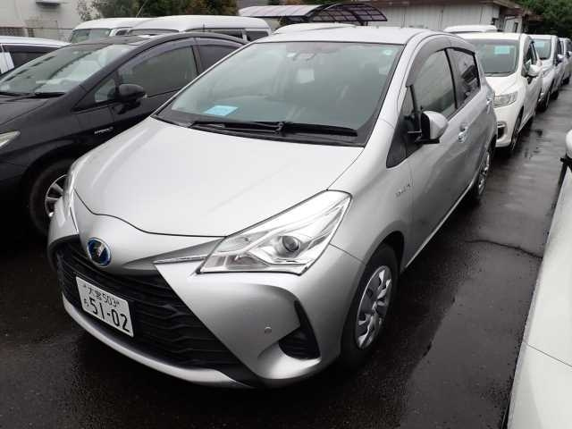 TOYOTA VITZ 2018
