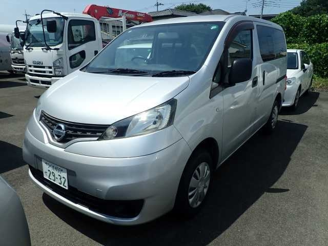 NISSAN NV200 2015