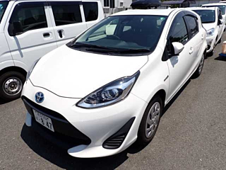 TOYOTA AQUA 2019