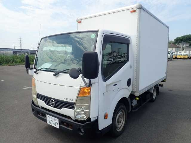 NISSAN ATLAS 2013