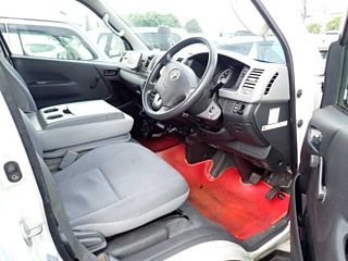 TOYOTA HIACE VAN 2008