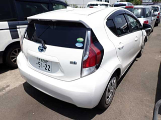 TOYOTA AQUA 2016