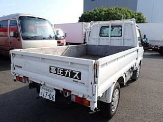 MAZDA BONGO 2017