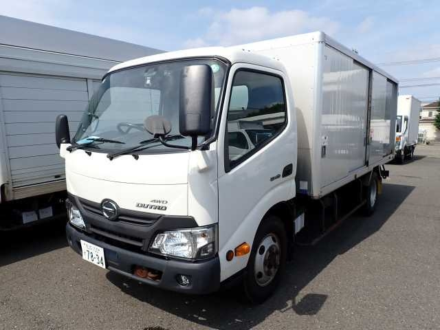 HINO DUTRO 2018