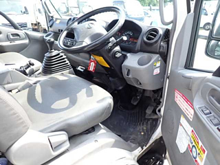 HINO DUTRO 2018