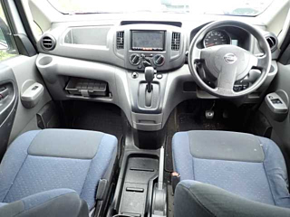 NISSAN NV200 2013