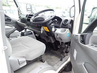 HINO DUTRO 2013