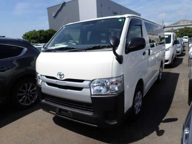 TOYOTA REGIUS ACE VAN 2018