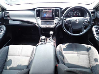 TOYOTA CROWN 2018
