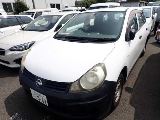 NISSAN AD 2008
