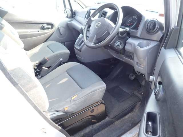NISSAN NV200 2016