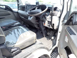 MITSUBISHI CANTER 2019