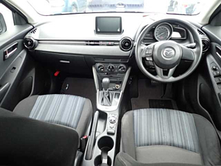 MAZDA DEMIO 2015