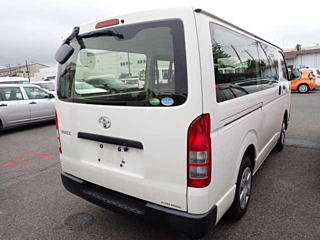 TOYOTA HIACE VAN 2019