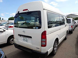 TOYOTA HIACE VAN 2011