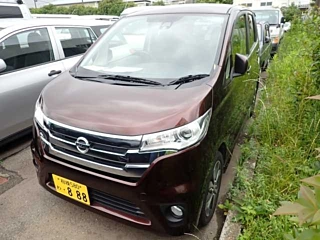 NISSAN DAYZ 2015