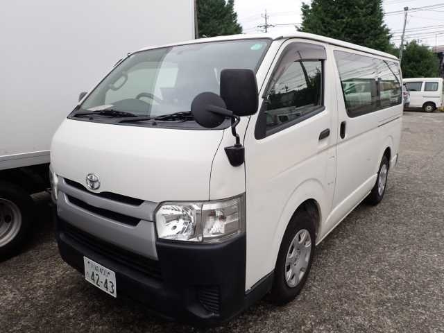 TOYOTA HIACE VAN 2014