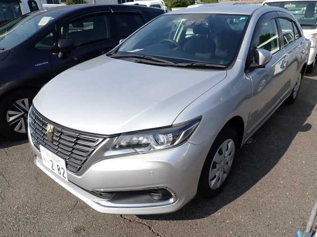 TOYOTA PREMIO 2019