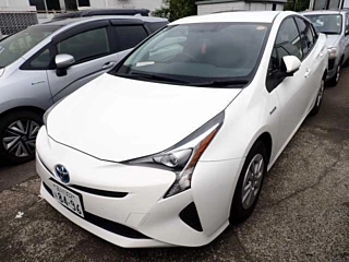 TOYOTA PRIUS 2018