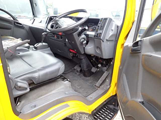 ISUZU ELF 2014