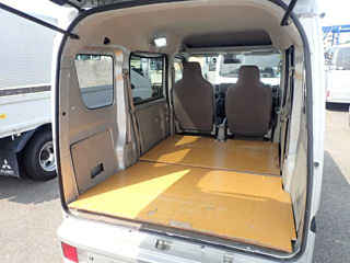 NISSAN CLIPPER VAN 2019