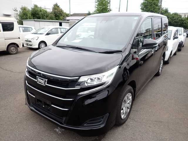 TOYOTA NOAH 2018
