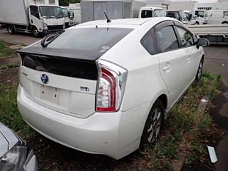TOYOTA PRIUS 2012